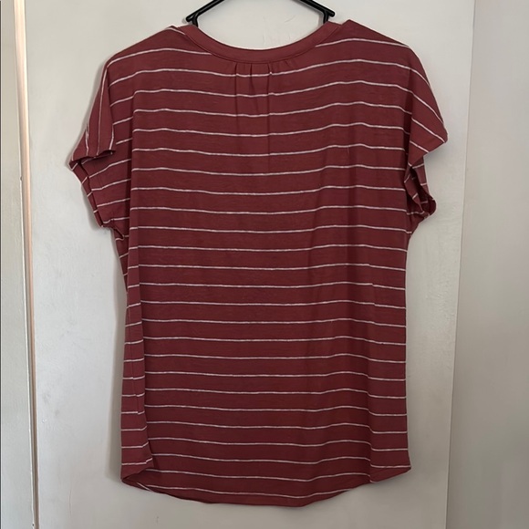 Coral Ribbed Short Sleeve Tee - Picture 6 of 7